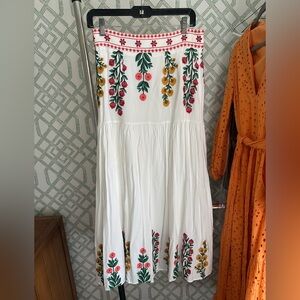 Floral Embroidered White Skirt ❤️